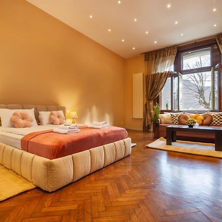 Central Park Residence Braşov Extérieur photo