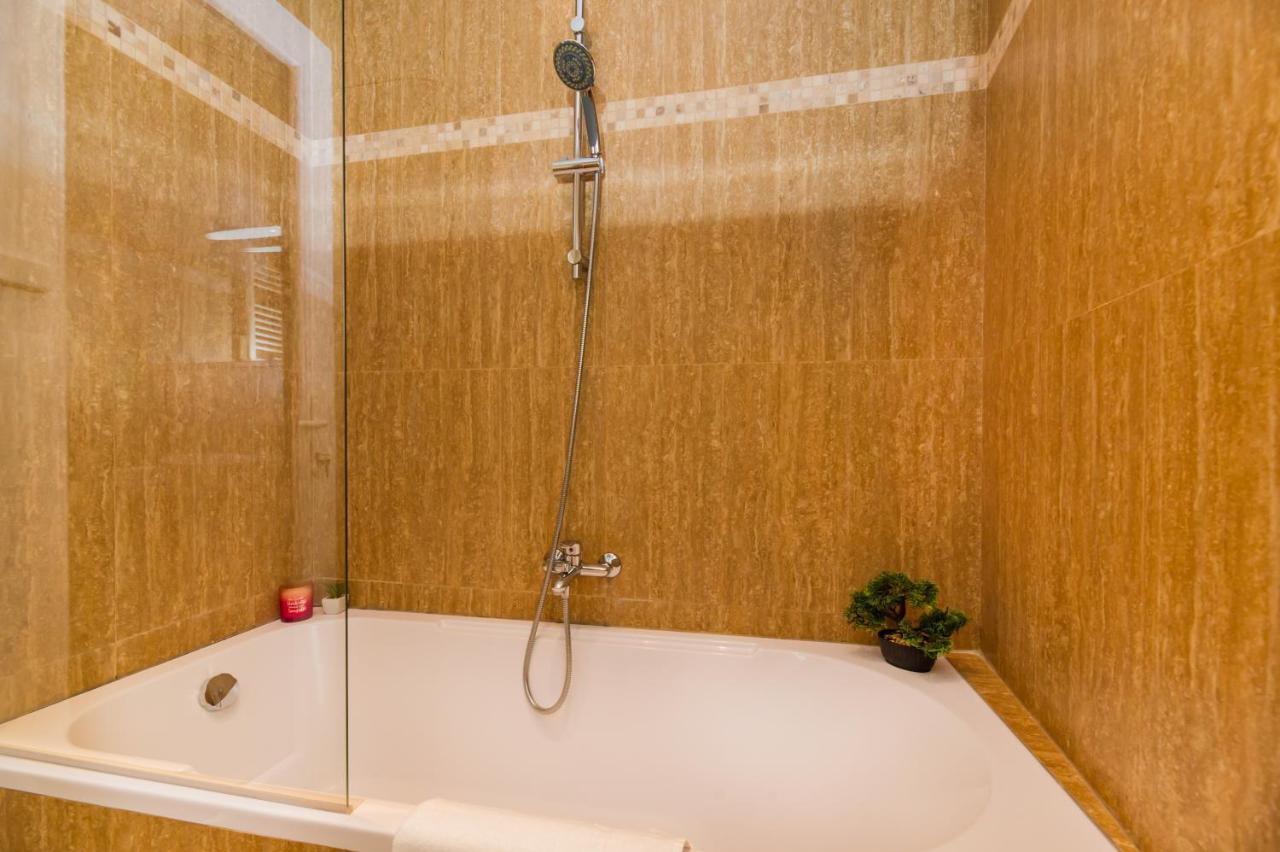 Central Park Residence Braşov Extérieur photo